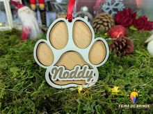 Carregar imagem no visualizador da galeria, Bola De Natal Pet Com Nome - Vários Modelos Pata Modelo 3 Decoração