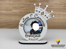 Carregar imagem no visualizador da galeria, Lembrança Circulo Com Coroa Foto Removível