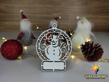 Carregar imagem no visualizador da galeria, Ornamento De Natal Com Nome (15 Modelos Disponiveis) Boneco Neve Homem Decoração