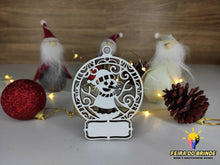 Carregar imagem no visualizador da galeria, Ornamento De Natal Com Nome (15 Modelos Disponiveis) Boneco Neve Mulher Decoração